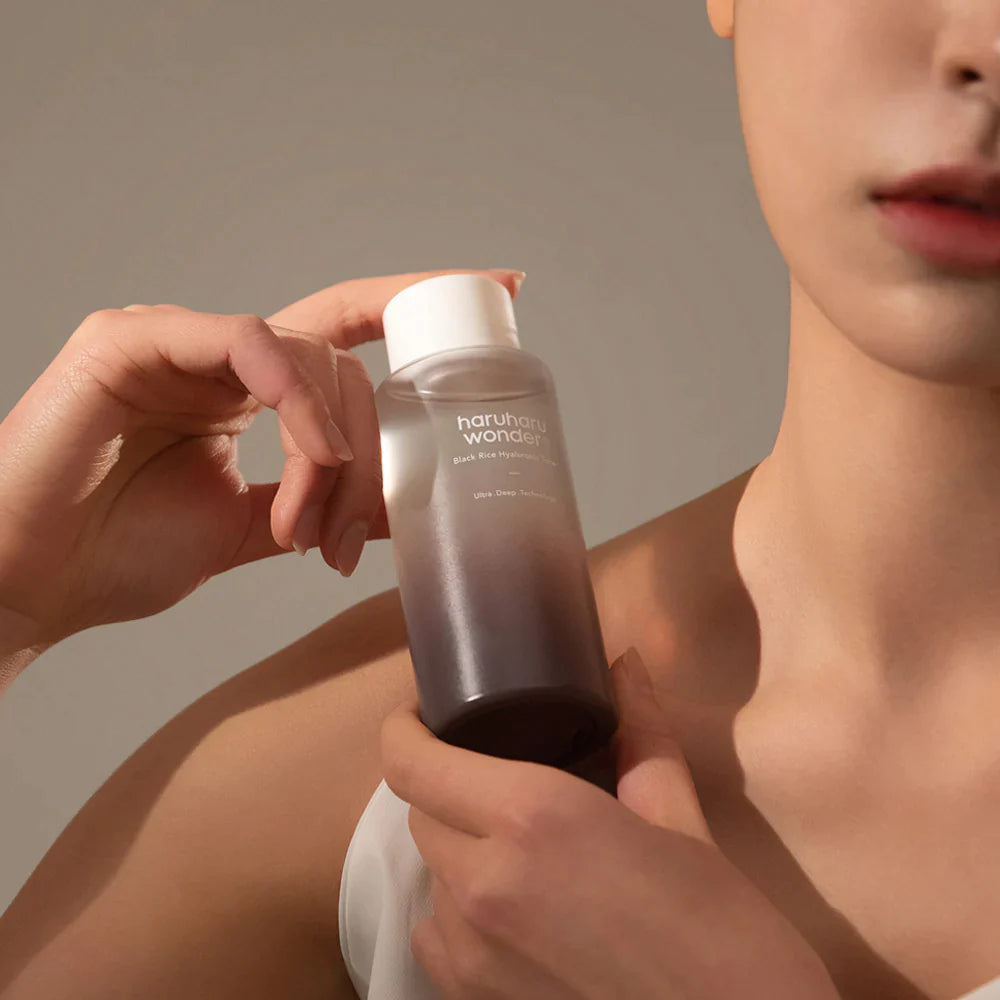 Haruharu Wonder Black Rice Hyaluronic Toner Original - Image 3